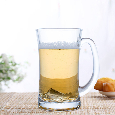 Venta caliente 380ml Copas de vidrio de pedernal nórdico con mango para bebida de cerveza